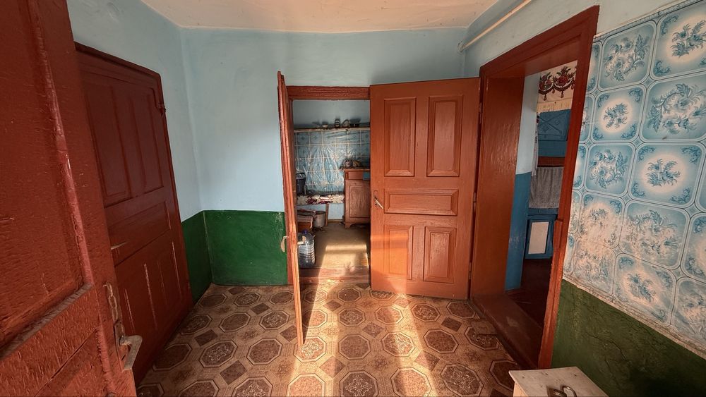 Будинок 73 м² + 25 сот під забудову в с. Раковець. Газ, світло, вода!