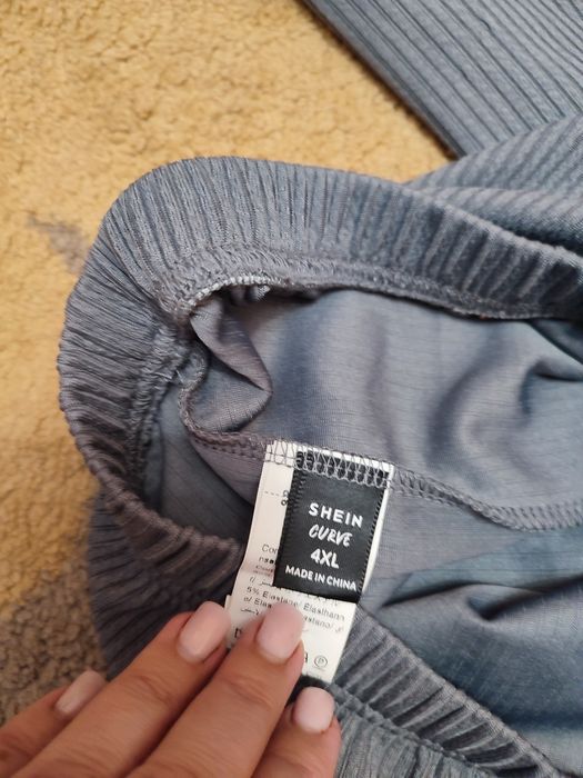 Жіночі штани палаццо.