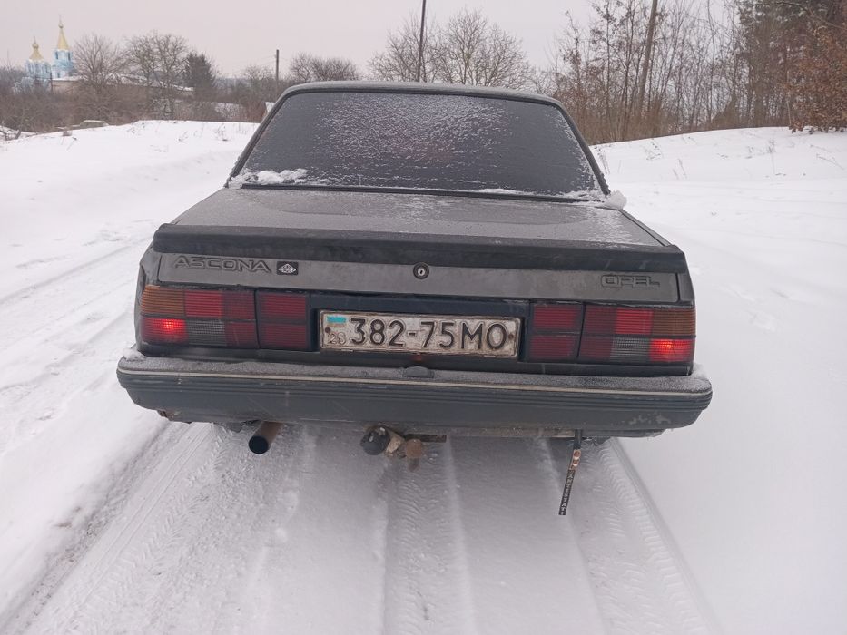 Продам опель аскона на ходу