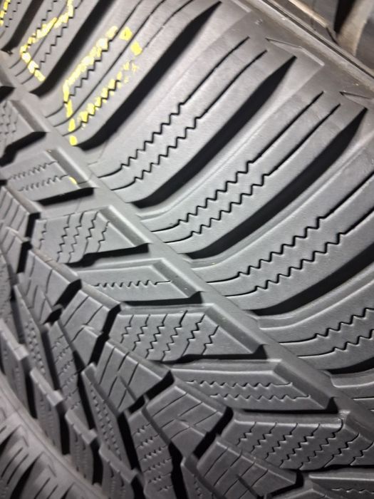 255/35 R20 Hankook isept evo 3 шини б/у зима  Пара