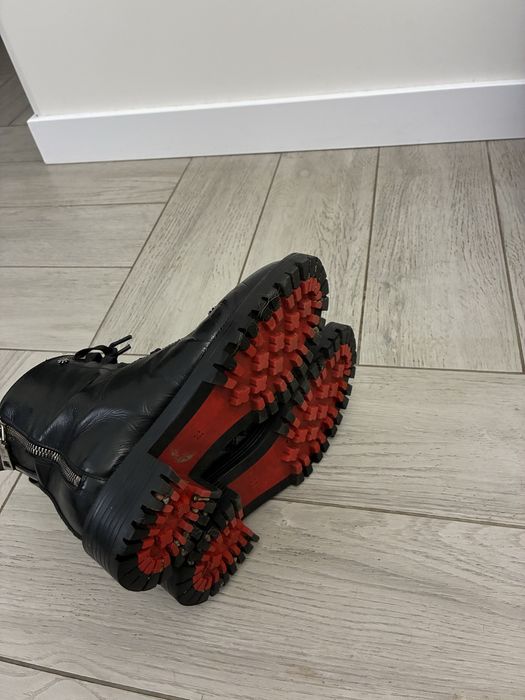 Жіноче взуття 36 р