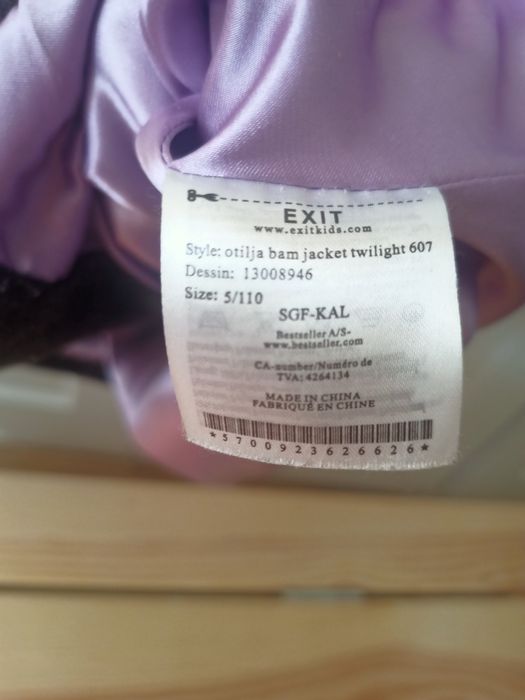 Płaszczyk jesienno- zimowy rozm. 110 EXIT