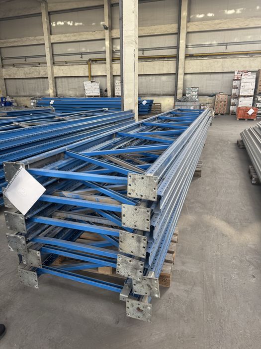 Słup konstrukcyjny, ślizg wyjezdny