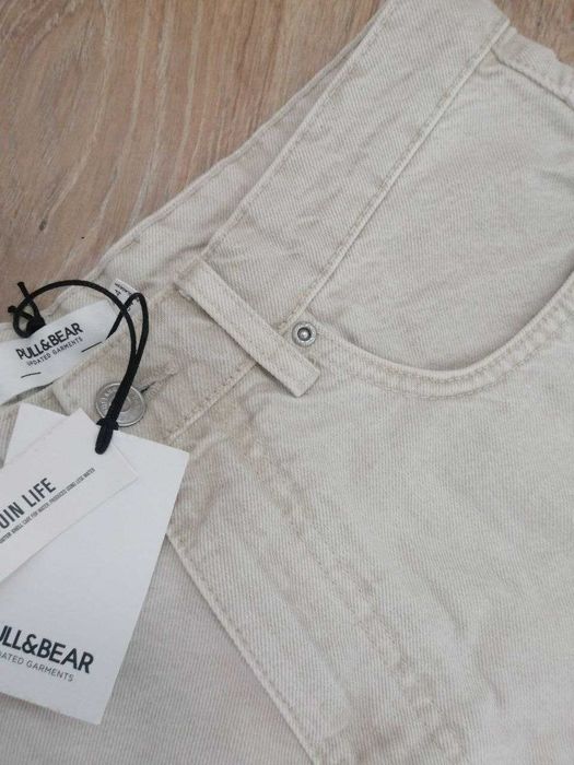 Джинсы pull&bear  евро 44 л-хл светлый беж плотные