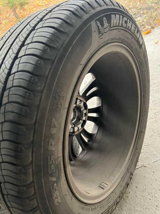 Гума Michelin з дисками на Ford