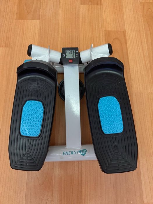 Компактний степпер Energy Fit для домашніх тренувань.