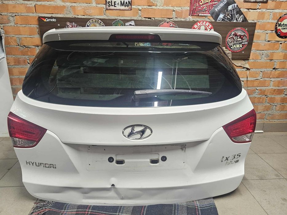 Hyundai ix 35 2013 r. Klapa bagażnika po stłuczce.