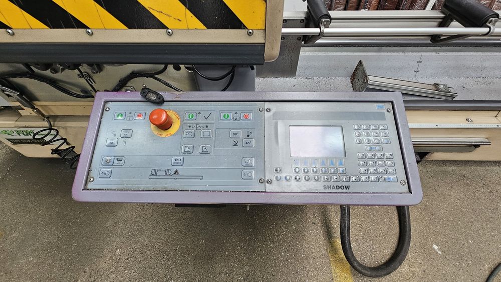 Maquina de corte duas cabeças FOM