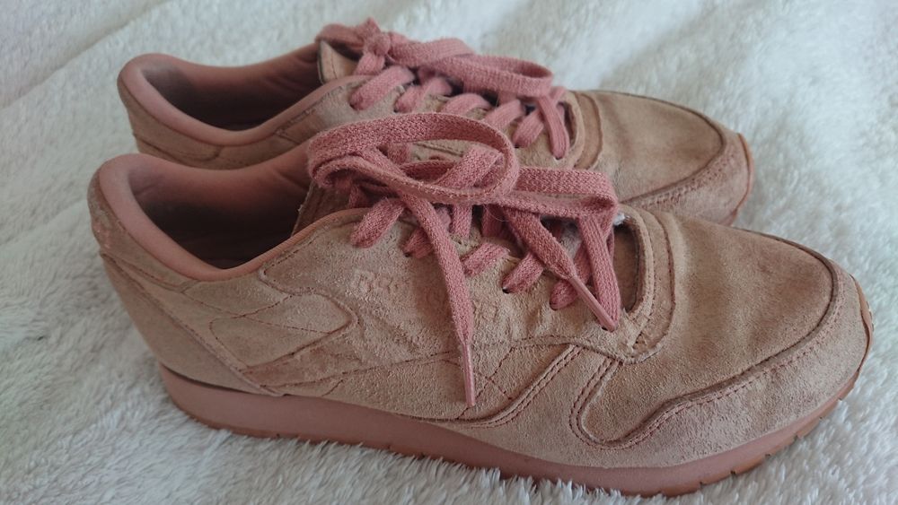 Buty sportowe damskie Reebok rozmiar 38/25