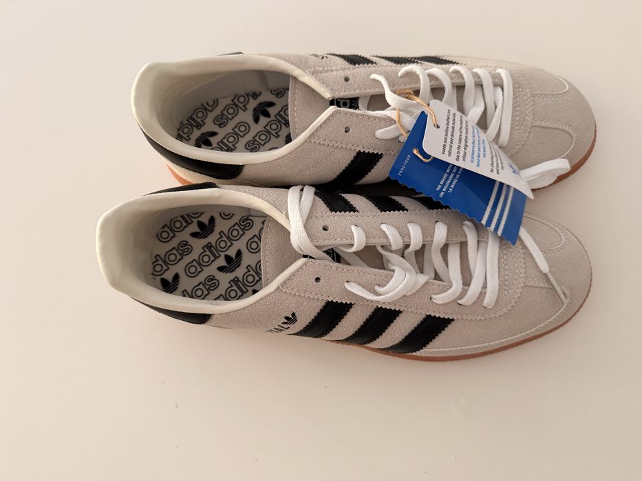 Adidas Spezial white