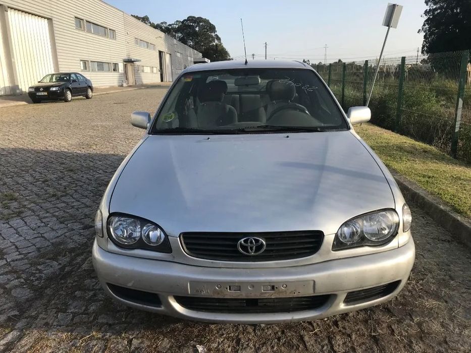 Toyota Corolla E11 1.6 16V 3P 2000 - Para Peças