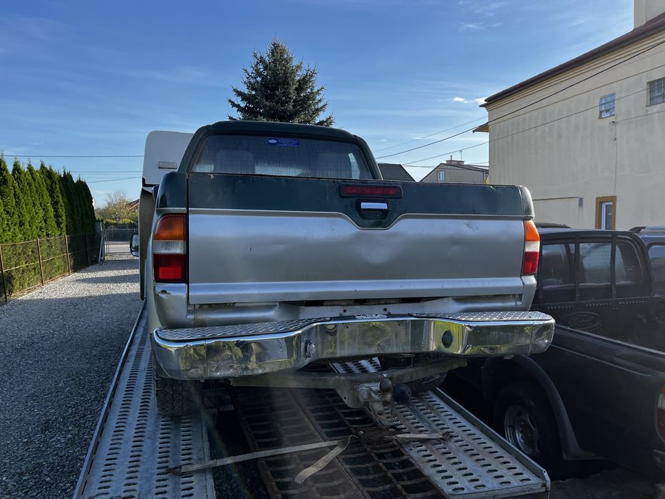 Tylna burta Mitsubishi L200 model z lat 1996 do 2006