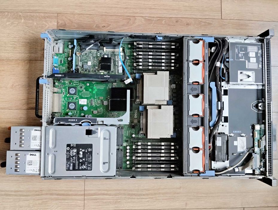 Сервер Dell PowerEdge R710 2*Xeon X5504/32 RAM/2*300 HDD/2U