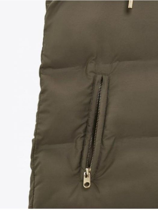 Жилетка ZARA.  Оригинал.