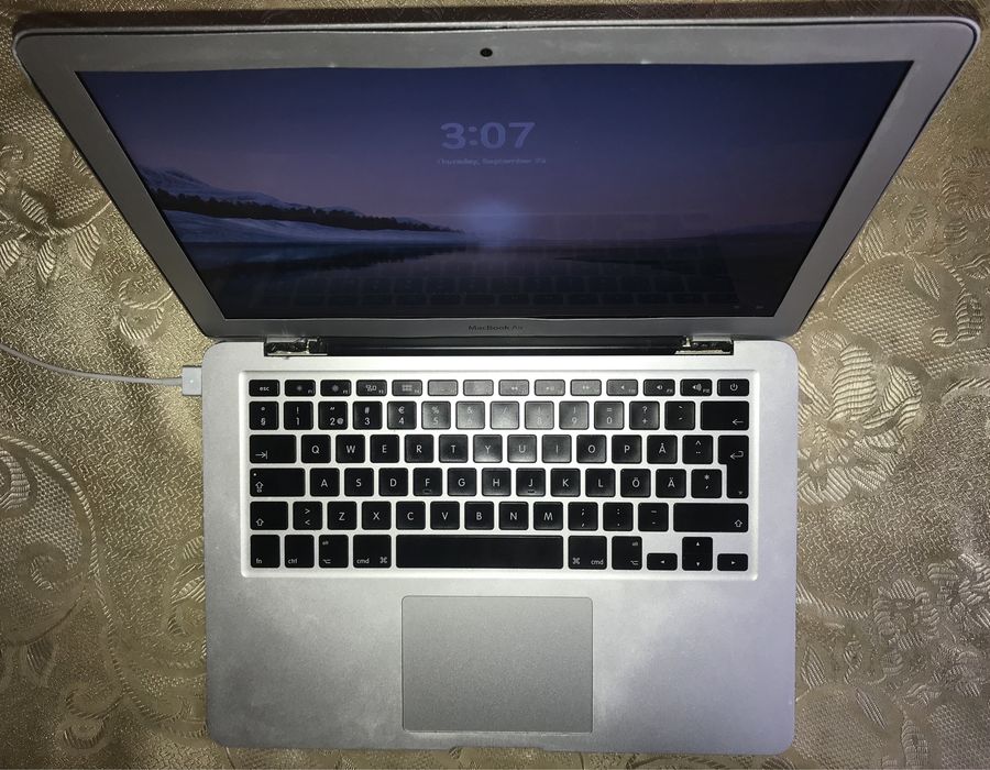 Macbook Air 2012 4GB 128SSD i5 1,7Ghz (Sonoma(CPU),BigSur(GPU),Win11)