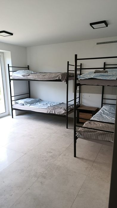 Pokoje pracownicze miejsca noclegowe Wieruszów  /  employee rooms salas para empleados /  месцы для пражывання Wieruszów