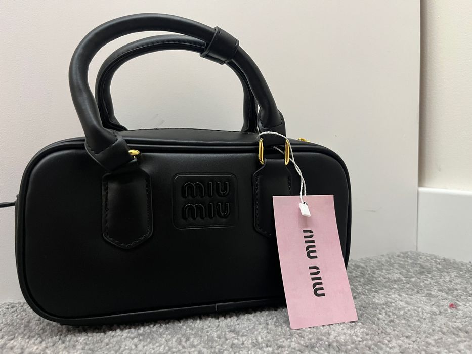 Miu miu torebka czarna