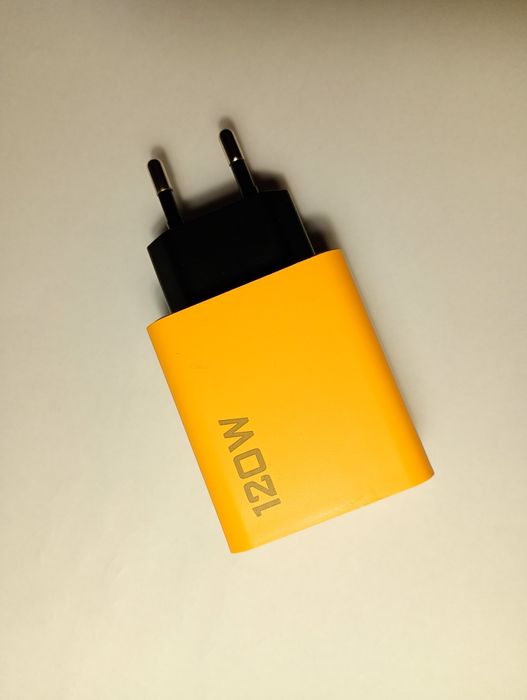 Carregador de telemóvel 120W