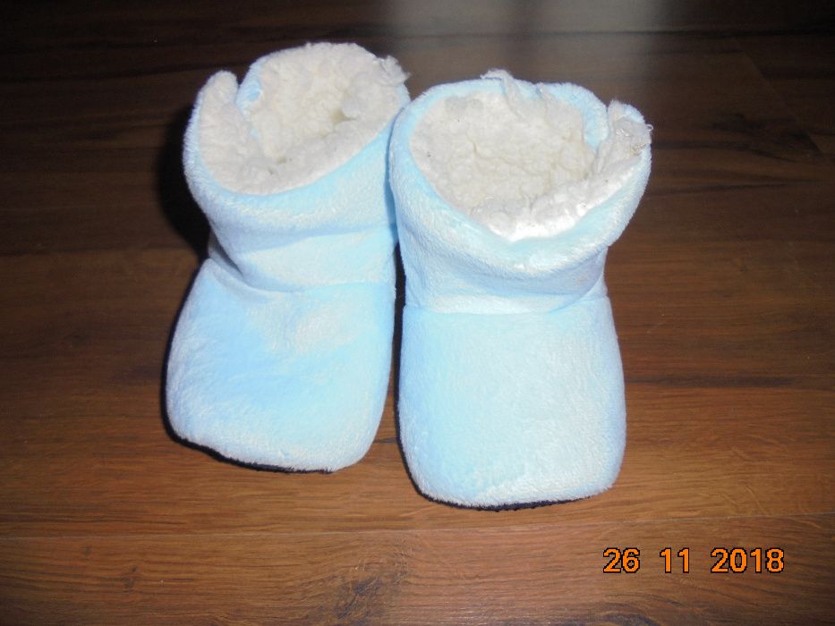 Paputki bamboszki błękitne z misiami jak nowe SOXO