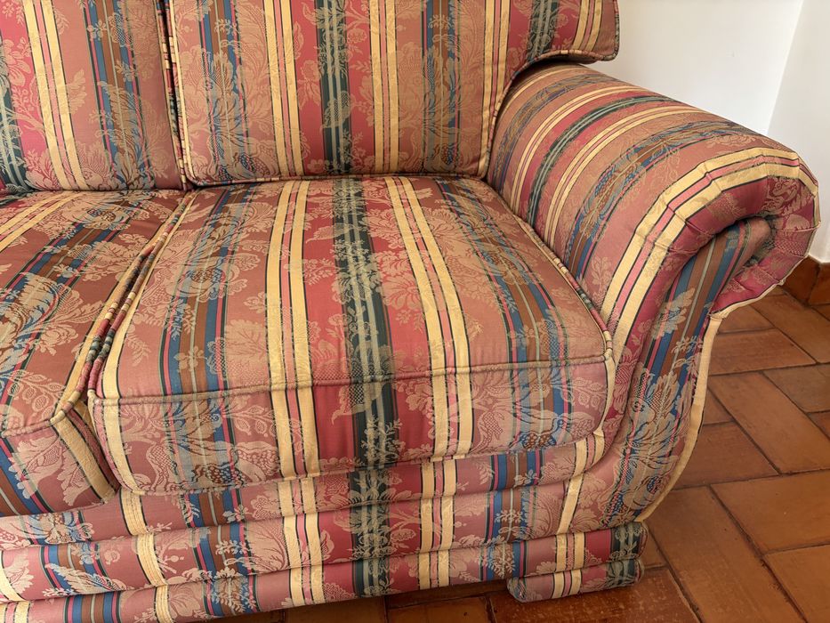 Conjunto de sofás para sala