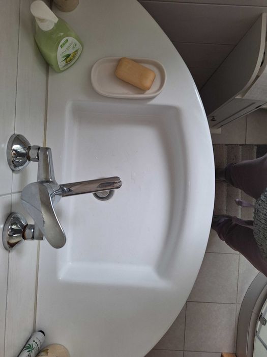 sprzedam zlew łazienkowy