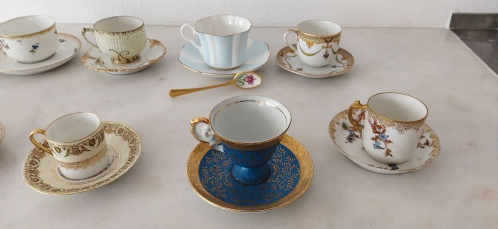 Chavenas porcelana antigas