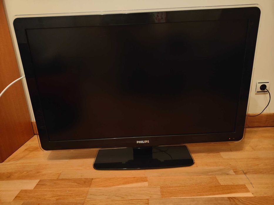 TV Philips 42" em perfeito estado funcionamento