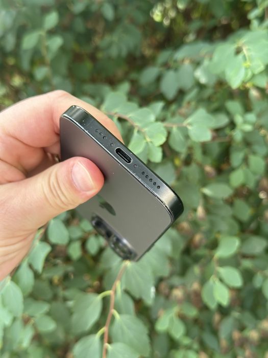 Продам IPhone 16 PRO 128 Neverlock