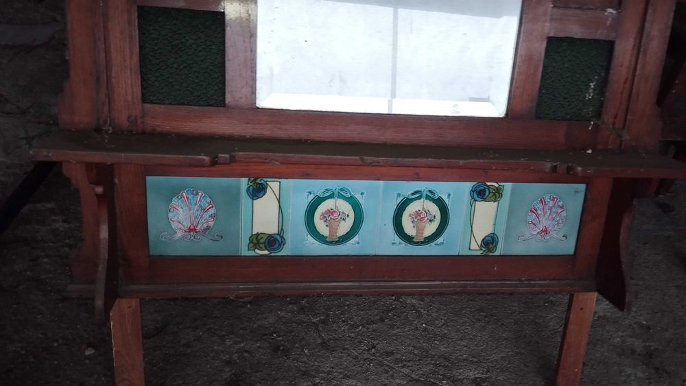 Toucador Art Nouveau com Espelho e Porcelanas