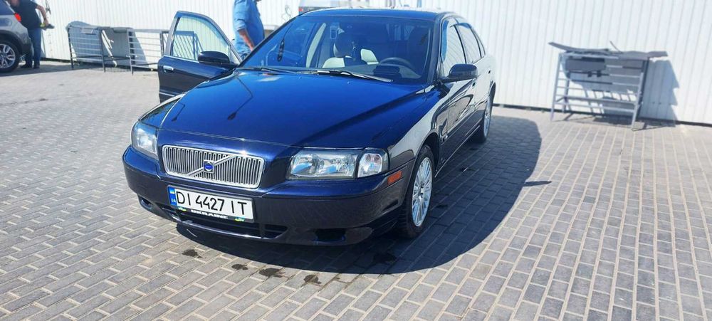 Volvo S80 2,4 дизель АВТОМАТ  2005 год (на коже)