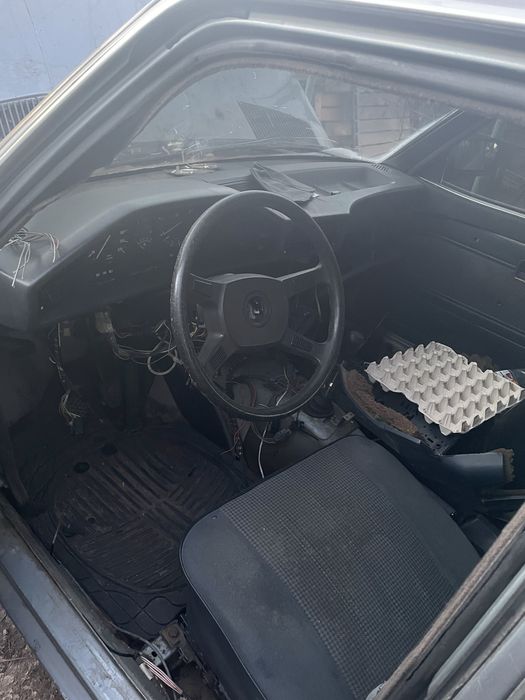 Продаж BMW E28 525e