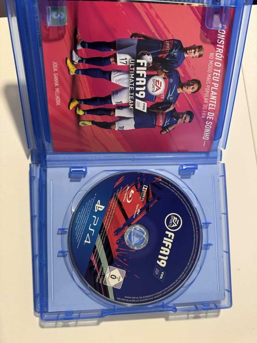 Pack 3Jogos FIFA PS4 – FIFA 18 / 19 / 20  – Com caixa