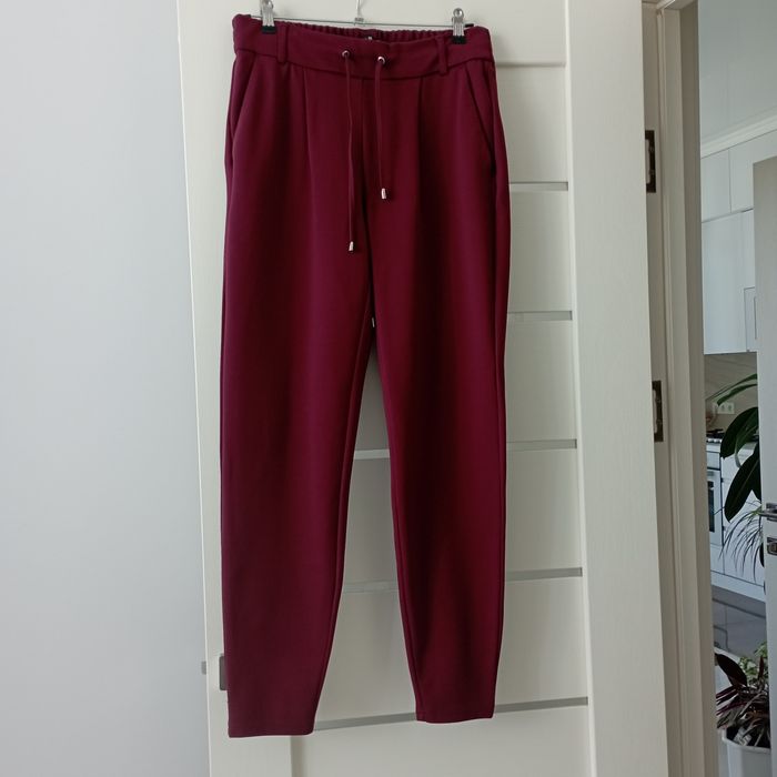 Продам брючки женские, новые 250грн размер 38(s-m)