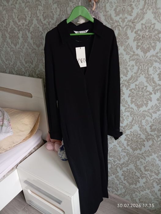 Zara чорна сукня