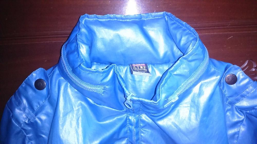 Casaco Impermeável Zara tamanho L