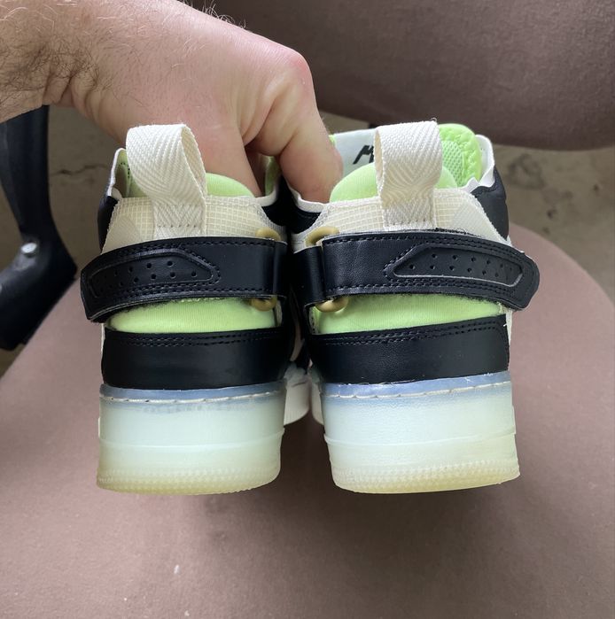 Чоловічі кросівки Nike Air Force 1 Mid React