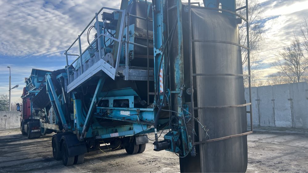 Przesiewacz Powerscreen Chieftain 1400 kołowy