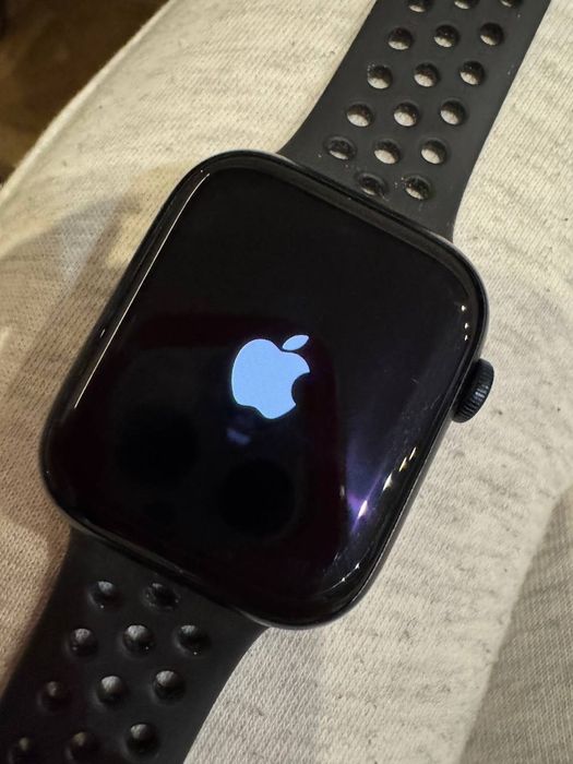 apple watch 7 nike - купить телефоны и аксессуары - Цена на OLX.ua