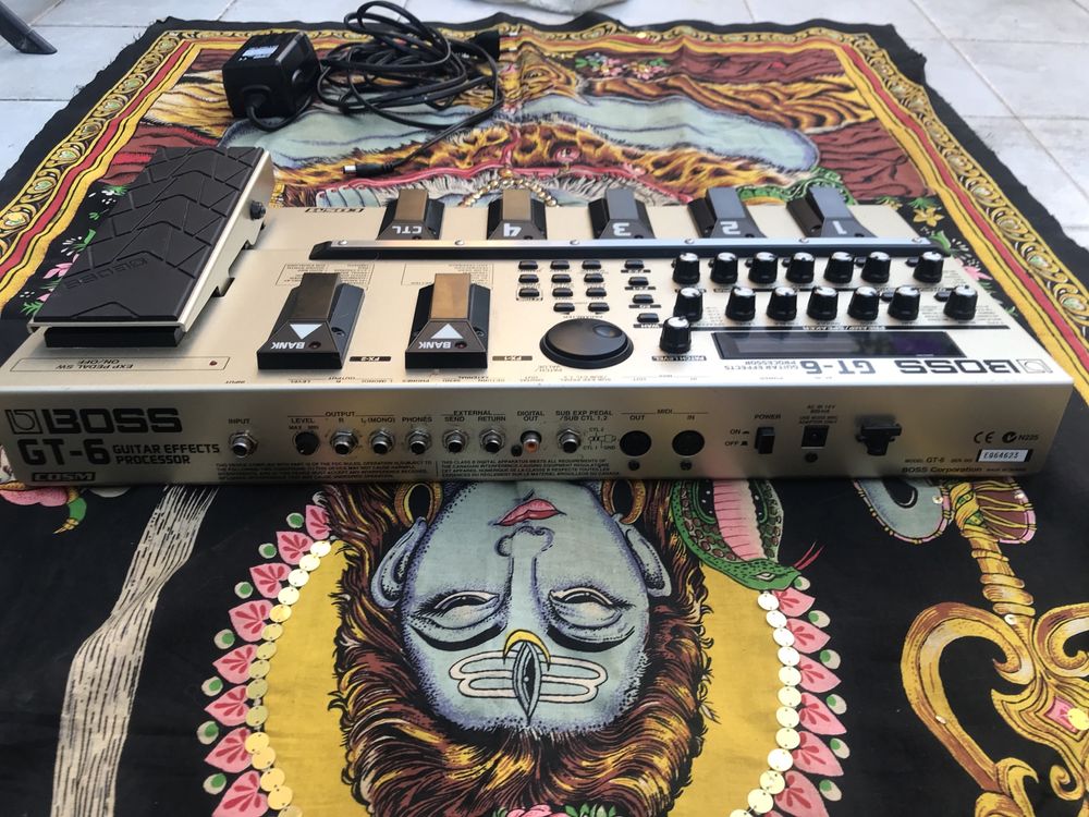 Pedaleira Guitarra Fx/Midi Boss GT6 Almada, Cova Da Piedade, Pragal E