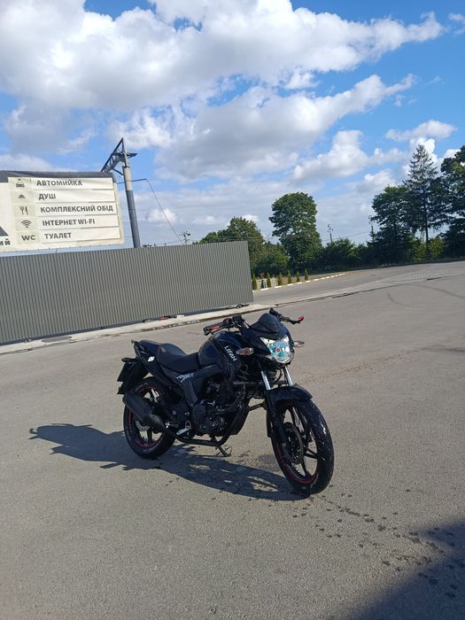 Продаєця Lifan kp200