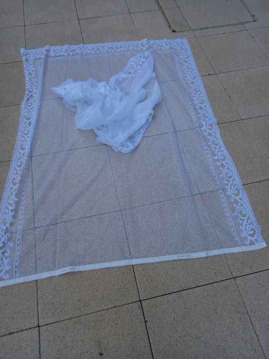 2 cortinados de cozinha Brancos