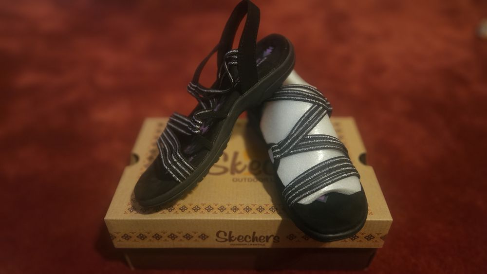 Skechers sandałki nowe r.37