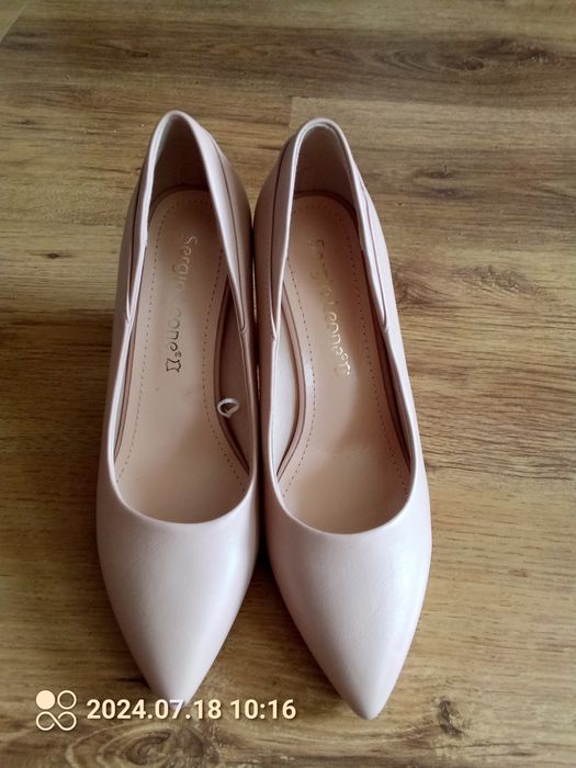 Buty  damskie rozmiar 38
