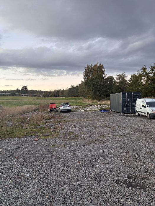 Wynajme utwardzony plac blisko dk 81