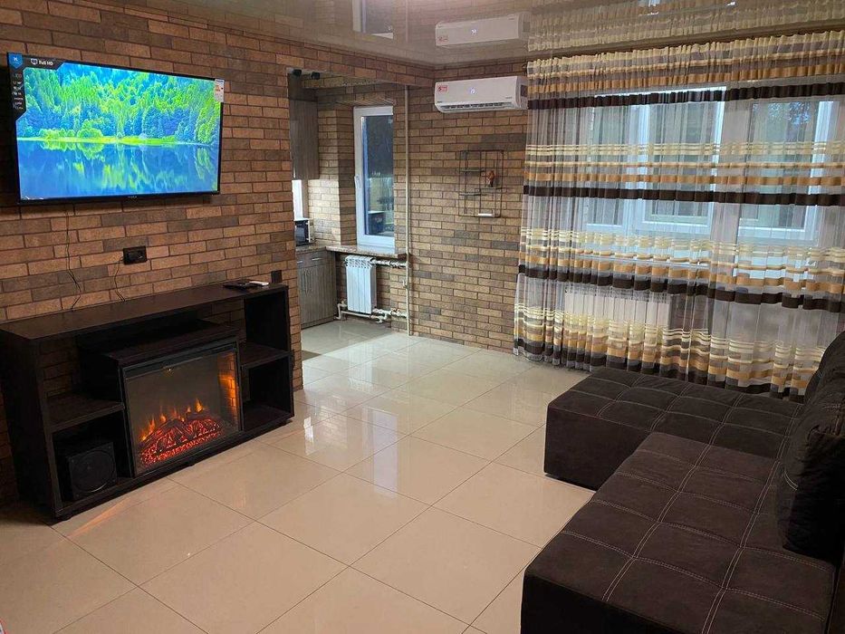 Двухкомнатная квартира с ремонтом на СоцГороде по пр. Металлургов.