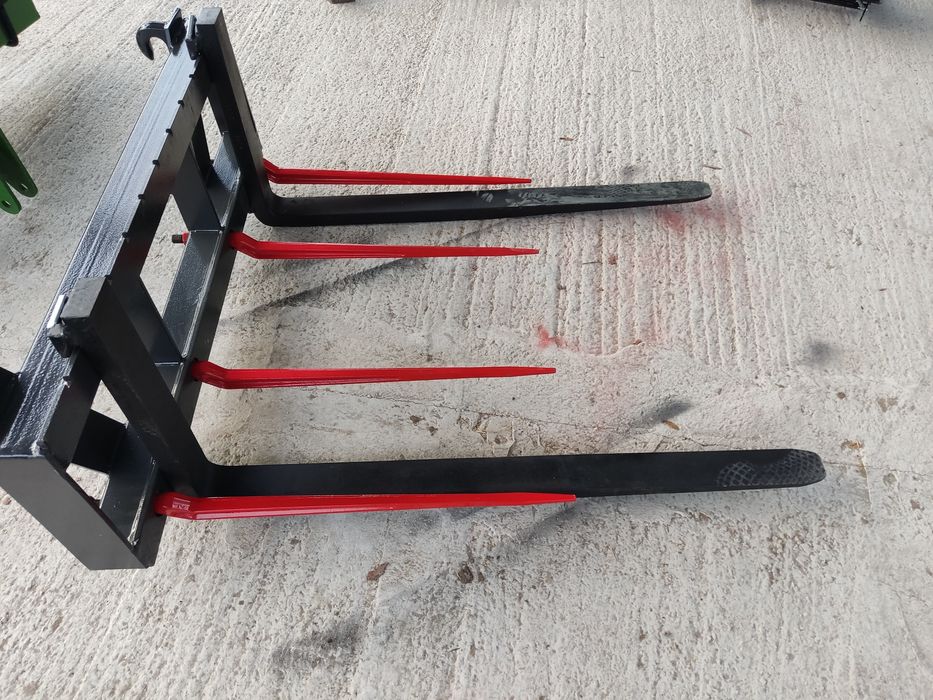 paleciak z 4 tulejami o udźwigu 3 tony- metaltechnik różne mocowania