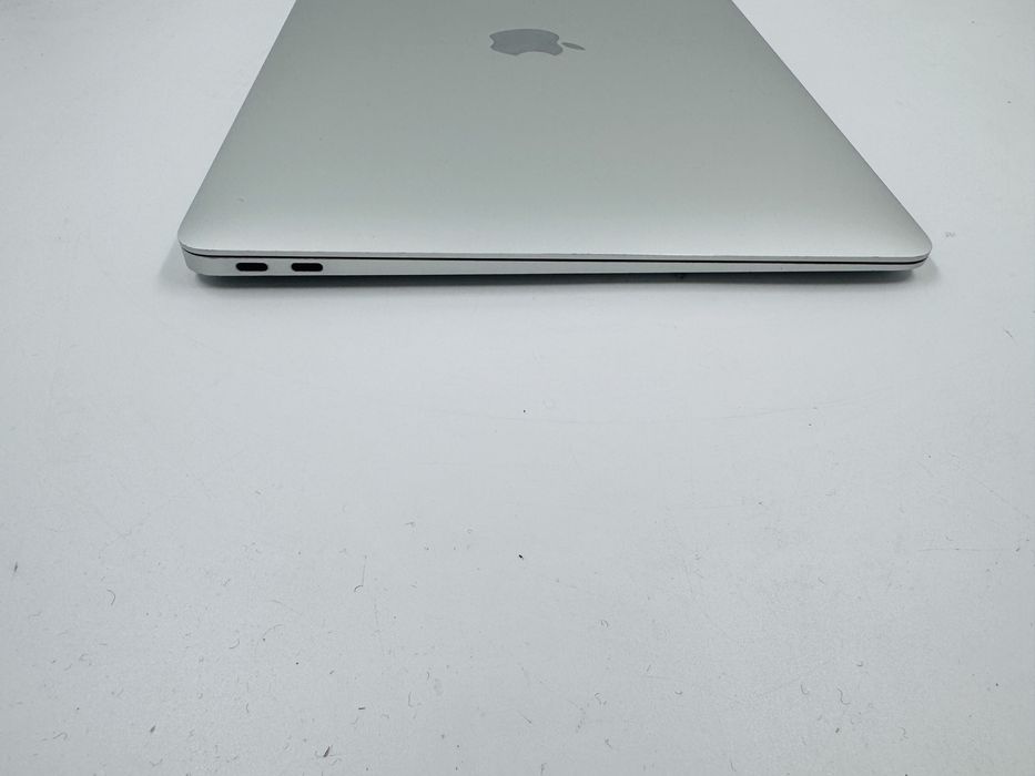MDM Apple MacBook Air 13 2020 M1 16GB RAM 256GB SSD Silver IL7692