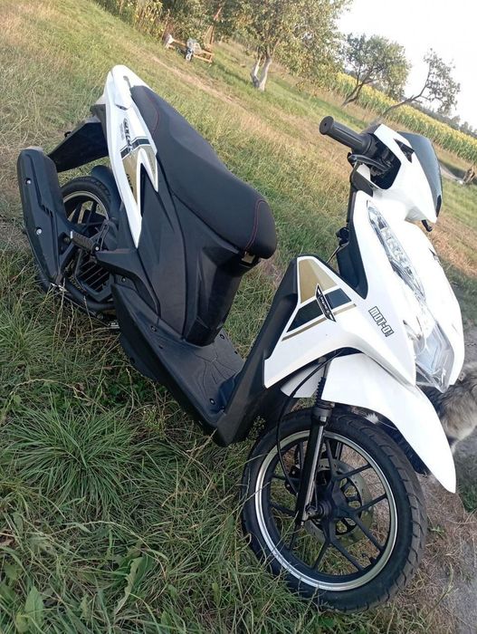 Продам скутер  honda Click