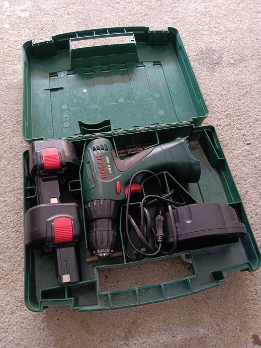 Bosch - Aparafusadora a bateria