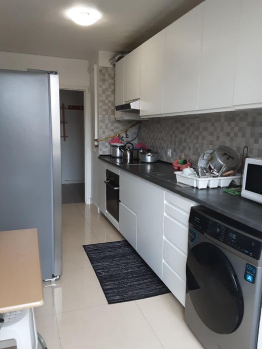 Quarto para arrendar de casal